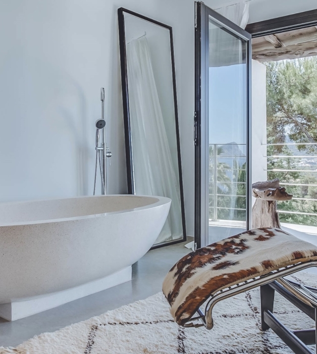 Resa Estates Ibiza can Viv tourist license sale koop bathroom .jpg